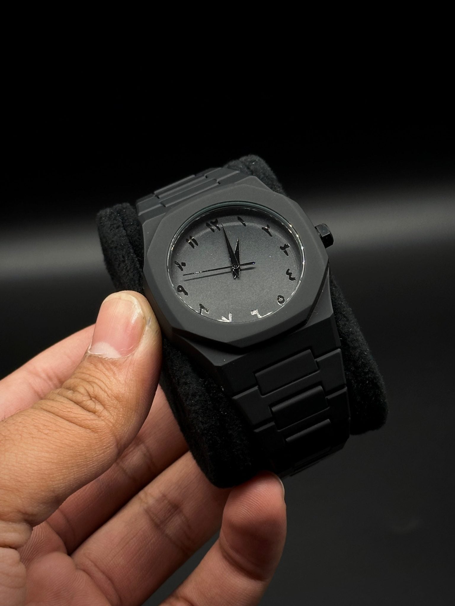 Arabic  Aura Quartz Watch – Premium Quality